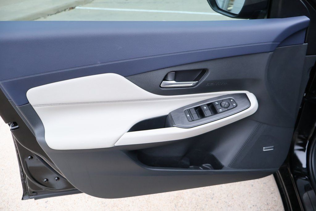 2026 Nissan Sentra SL - Photo 12