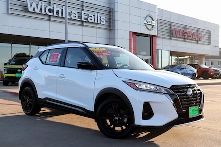 2024 Nissan Kicks SR SUV