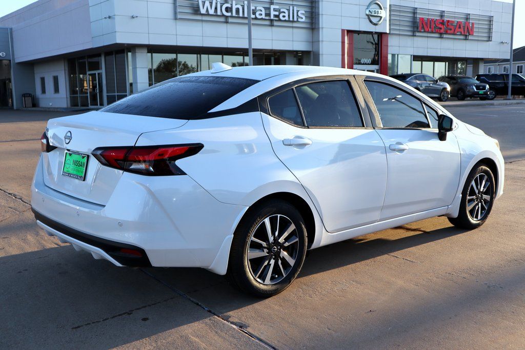 2025 Nissan Versa Sedan SV - Photo 6
