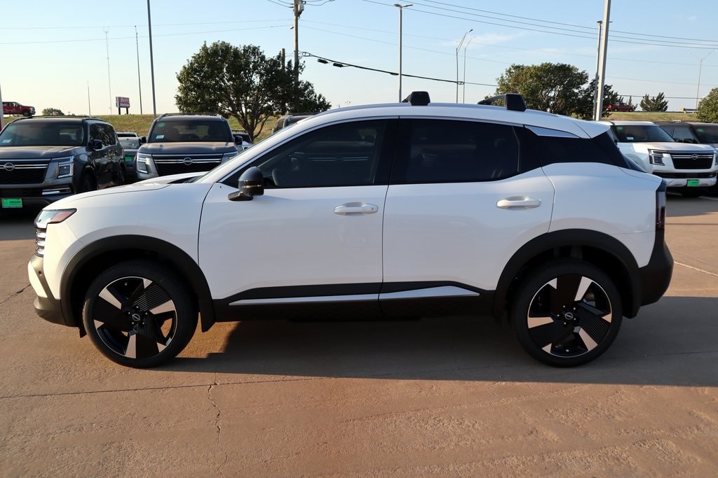 New 2026 Nissan Kicks SR SUV