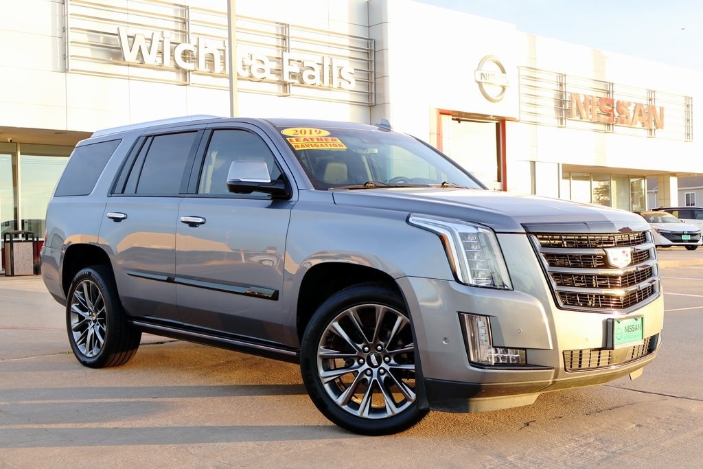 2019 Cadillac Escalade Premium Luxury's photo