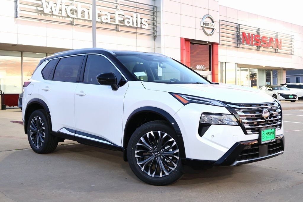 2026 Nissan Rogue Platinum's photo