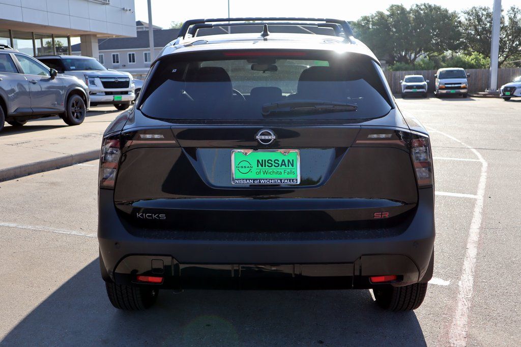 2025 Nissan Kicks SR - Photo 7