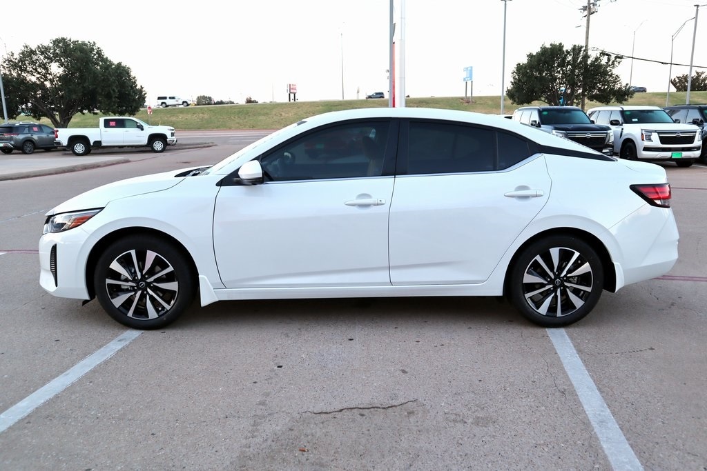 New 2025 Nissan Sentra SV Sedan