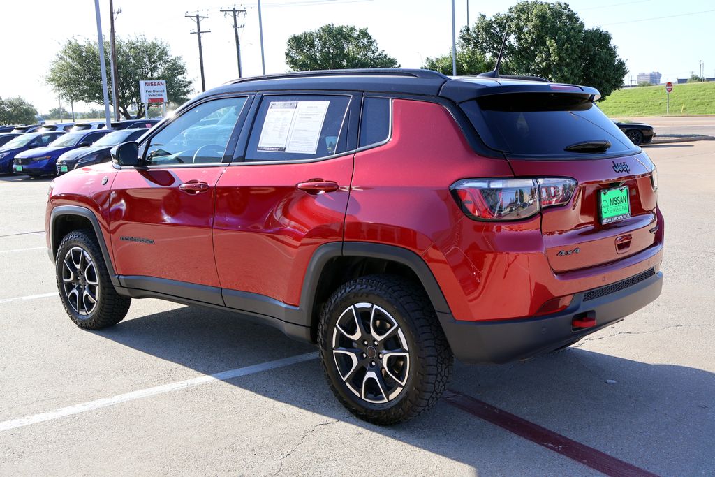 2025 Jeep Compass Trailhawk - Photo 11