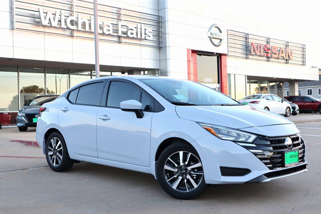2025 Nissan Versa 1.6 SV CVT's photo