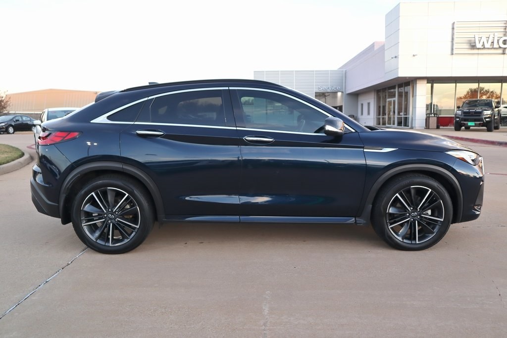 2023 Infiniti QX55 Essential photo 4