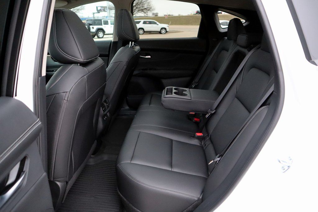 2025 Nissan Murano SL - Photo 11