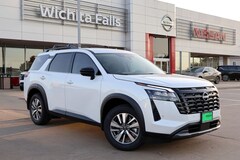 2026 Nissan Pathfinder SL SUV