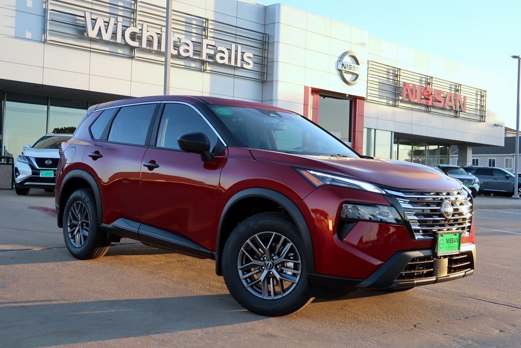 2026 Nissan Rogue S's photo