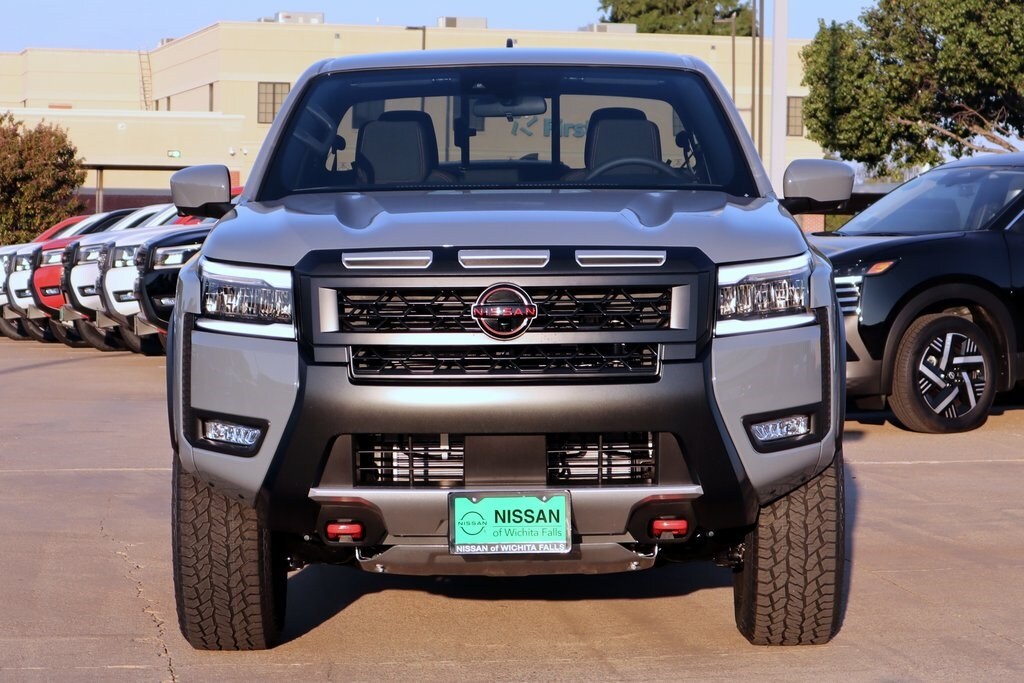 2026 Nissan Frontier PRO-4X photo 4
