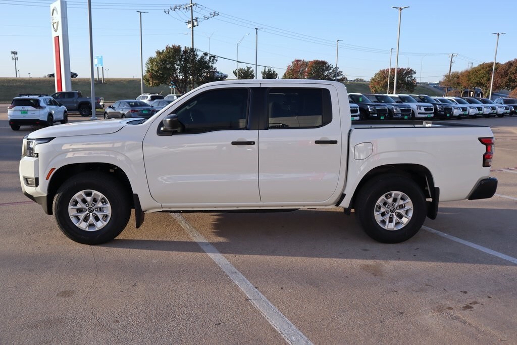 2026 Nissan Frontier S photo 2