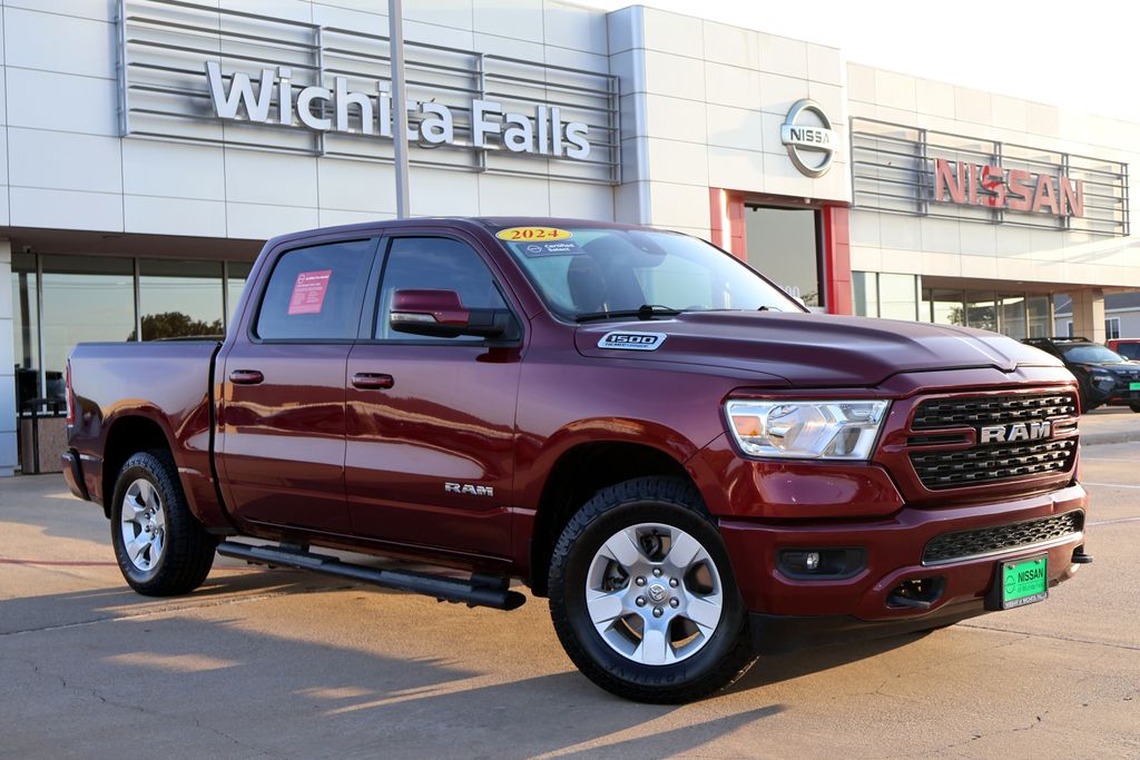 2024 RAM 1500 Big Horn/Lone Star 4x4 Crew Cab 5'7's photo
