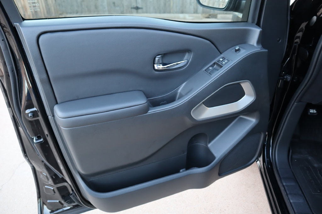 2026 Nissan Frontier SV - Photo 12