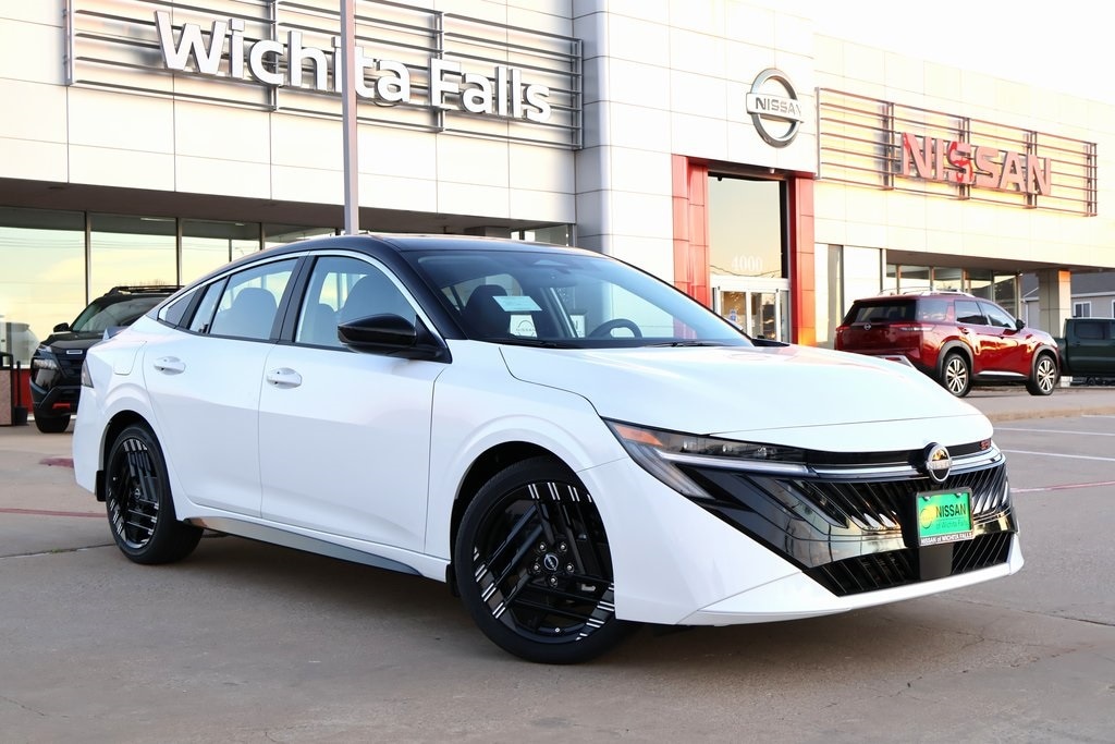 2026 Nissan Sentra SR's photo