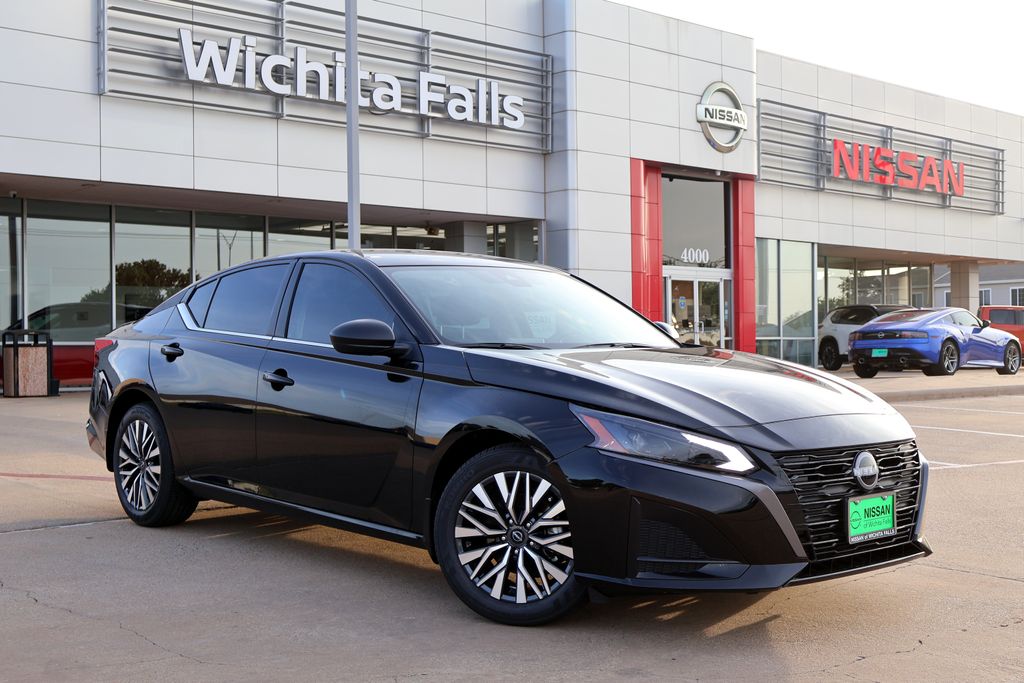 New 2026 Nissan Altima SV