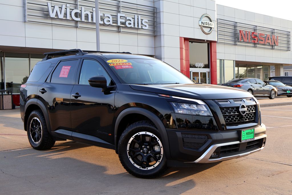 Certified Pre-Owned 2025 Nissan Pathfinder Rock Creek