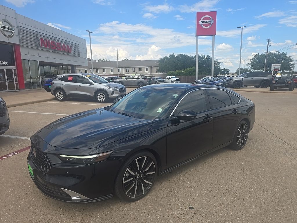2024 Honda Accord Hybrid Touring's photo