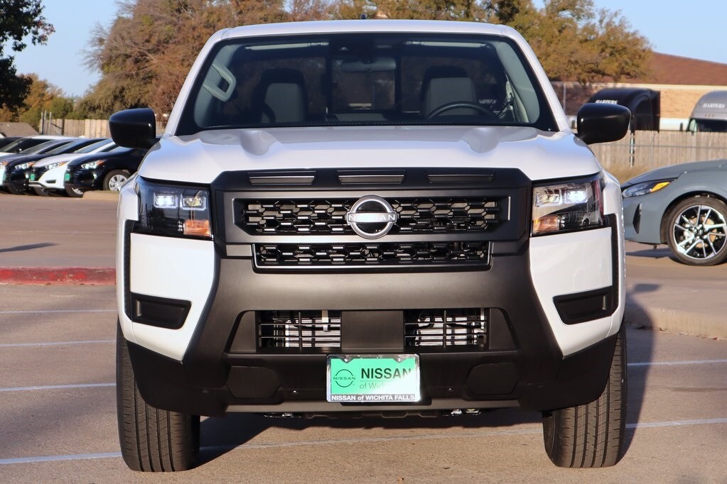 2026 Nissan Frontier S photo 4