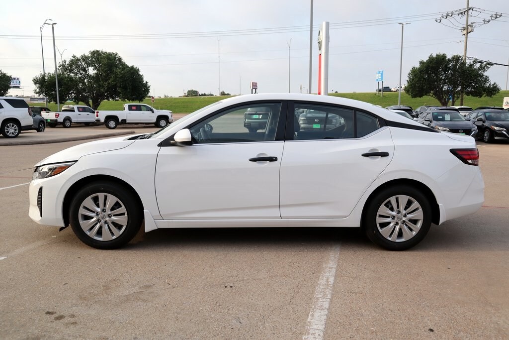 2025 Nissan Sentra S photo 2