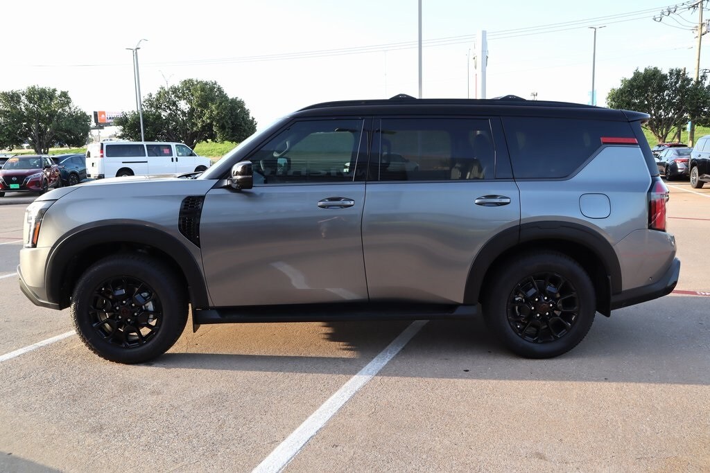 2025 Nissan Armada photo 2