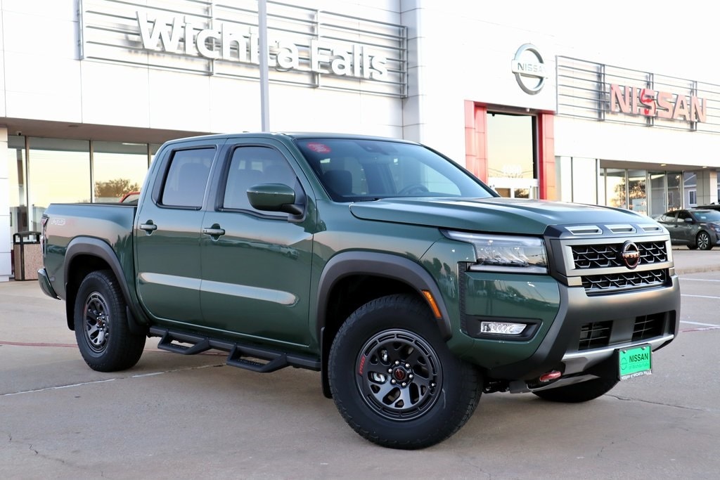 2026 Nissan Frontier PRO-4X's photo