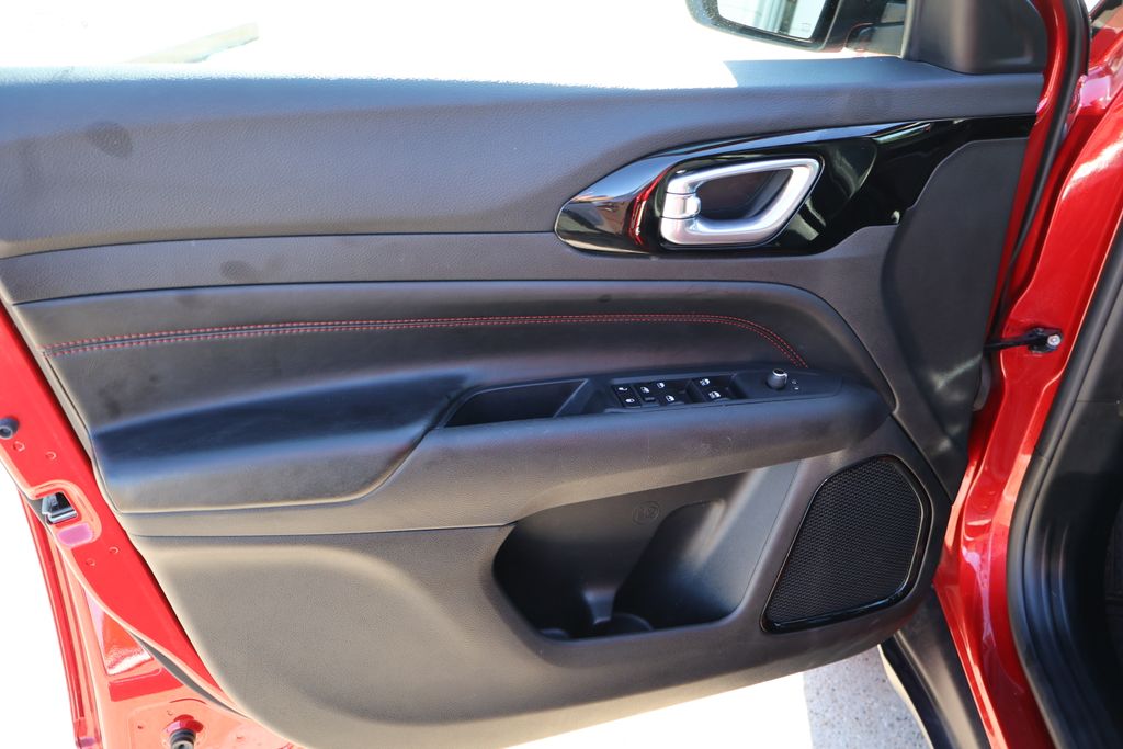 2025 Jeep Compass Trailhawk - Photo 18