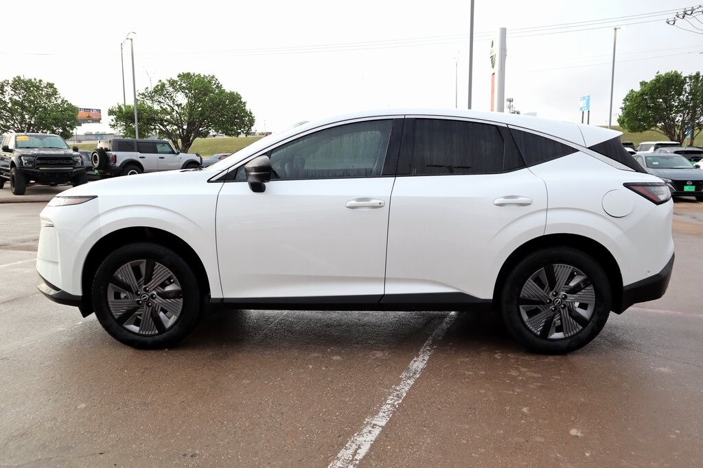 2025 Nissan Murano SL photo 2