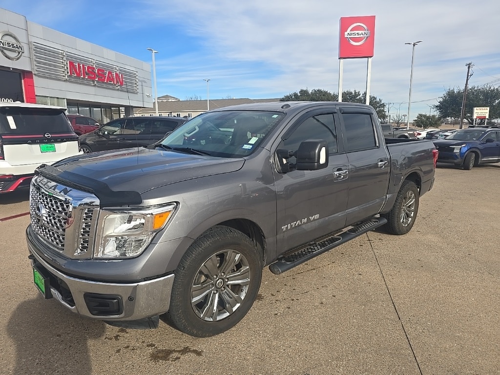 2019 Nissan Titan SV