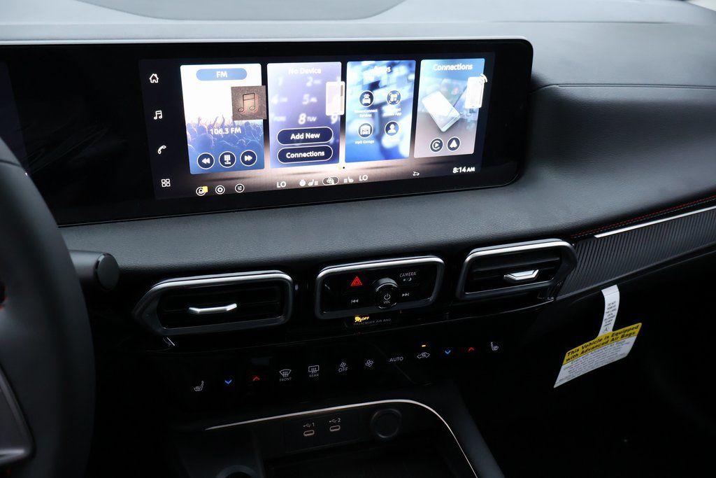 2026 Nissan Sentra SR - Photo 16