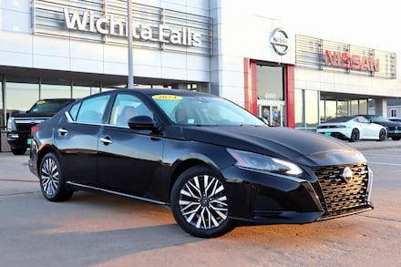 2024 Nissan Altima 2.5 SV Sedan