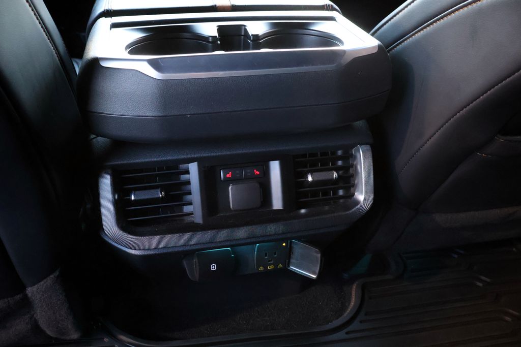 2023 Ford F-150 Platinum - Photo 17