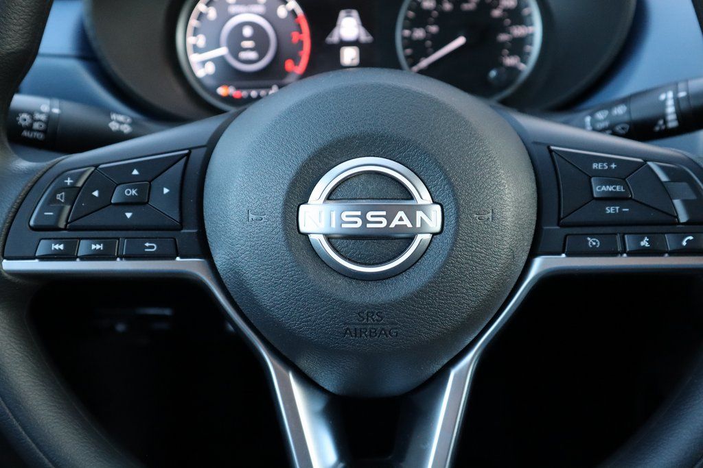 2025 Nissan Versa Sedan SV - Photo 19