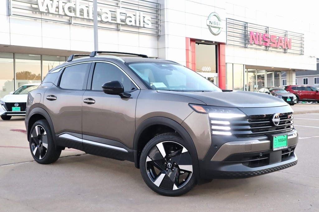 2026 Nissan KICKS SR AWD's photo