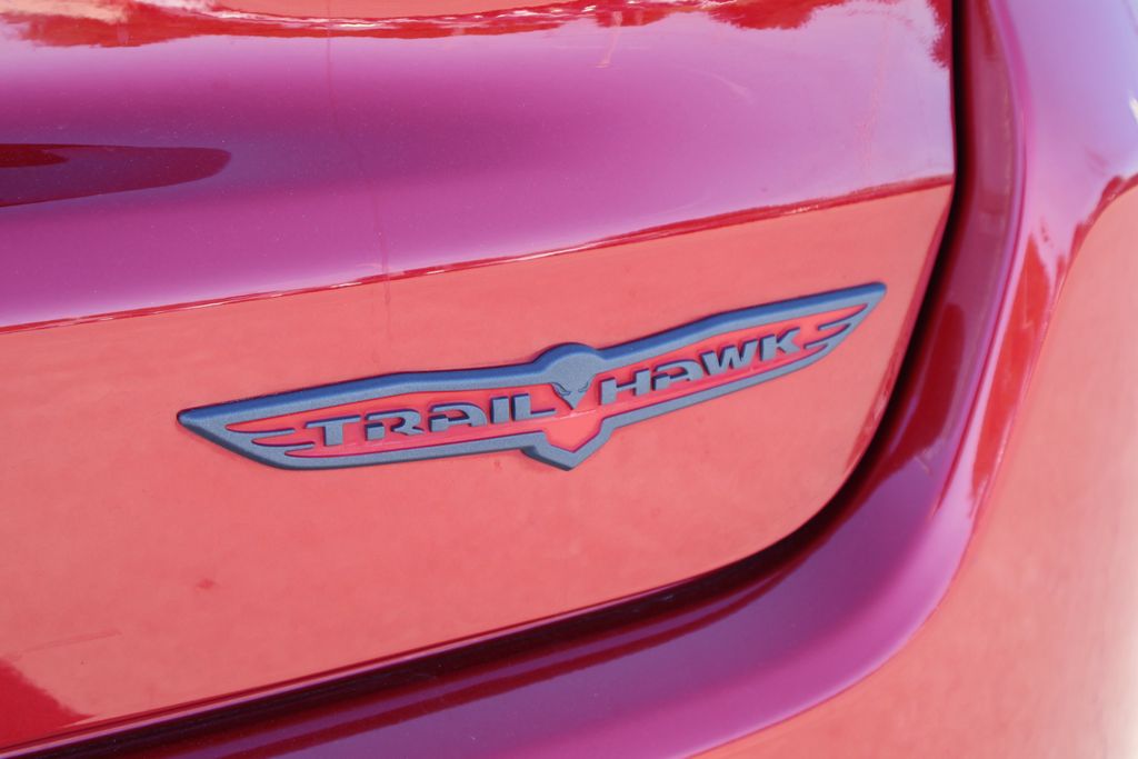 2025 Jeep Compass Trailhawk - Photo 9