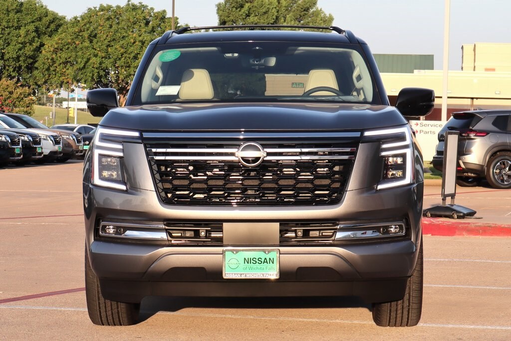 2025 Nissan Armada Platinum Reserve photo 4