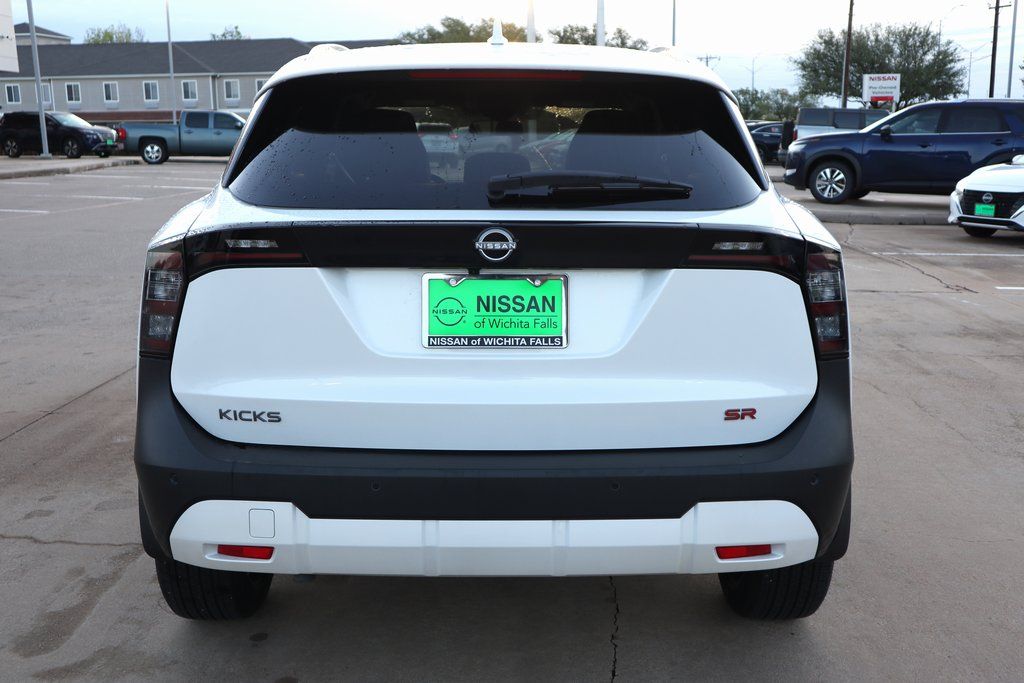 2025 Nissan Kicks SR - Photo 7