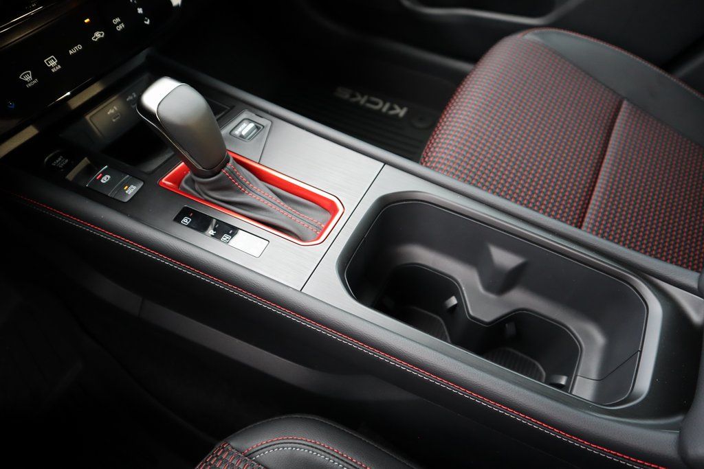 2025 Nissan Kicks SR - Photo 17