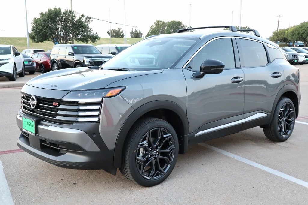 New 2026 Nissan Kicks SR SUV