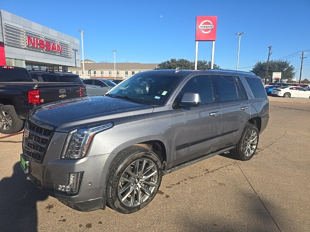 2019 Cadillac Escalade Premium Luxury's photo