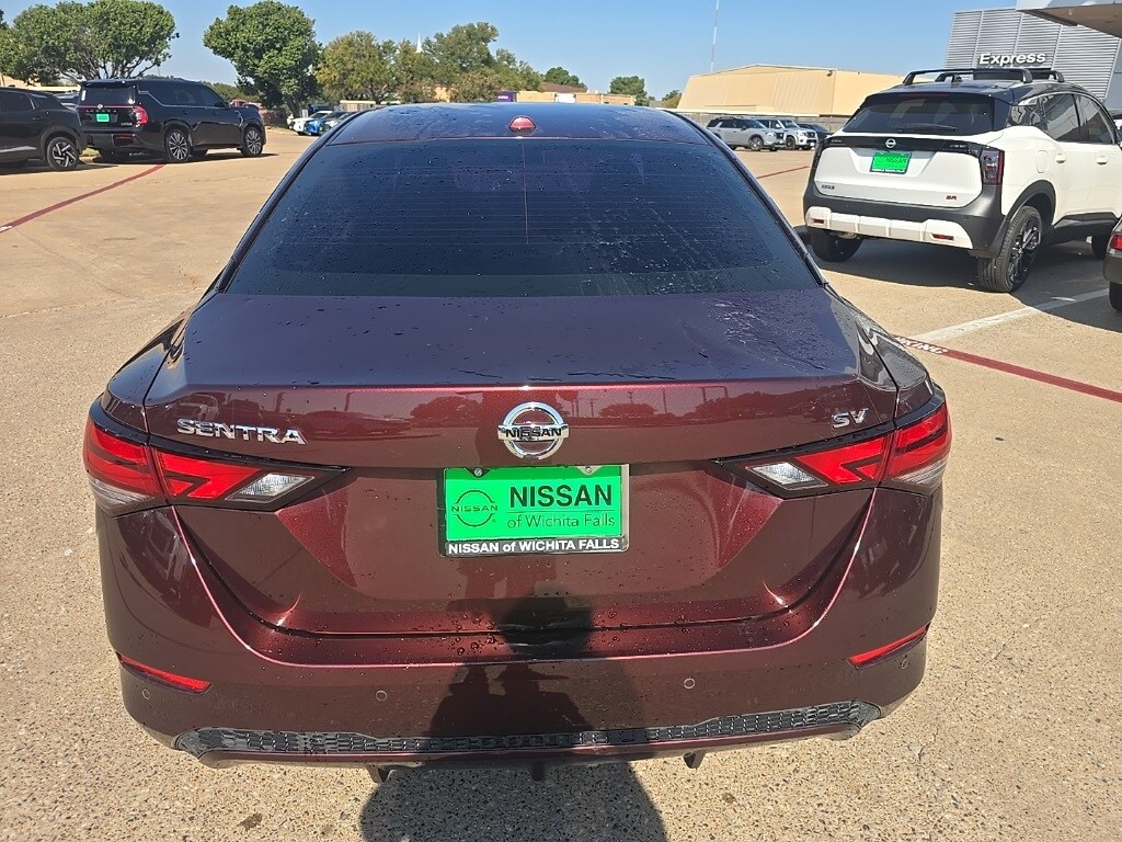 2023 Nissan Sentra SV photo 4