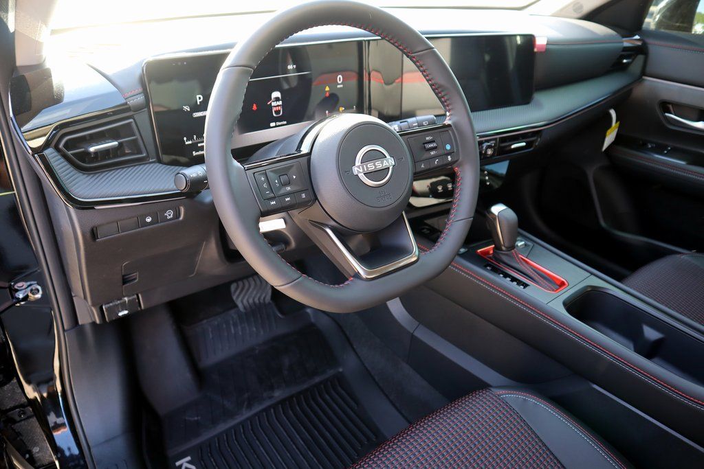2025 Nissan Kicks SR - Photo 13