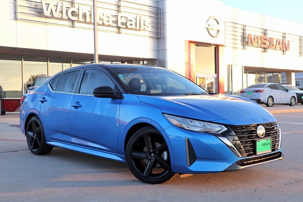 2024 Nissan Sentra SR's photo