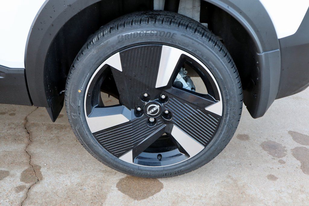 2025 Nissan Kicks SR - Photo 9