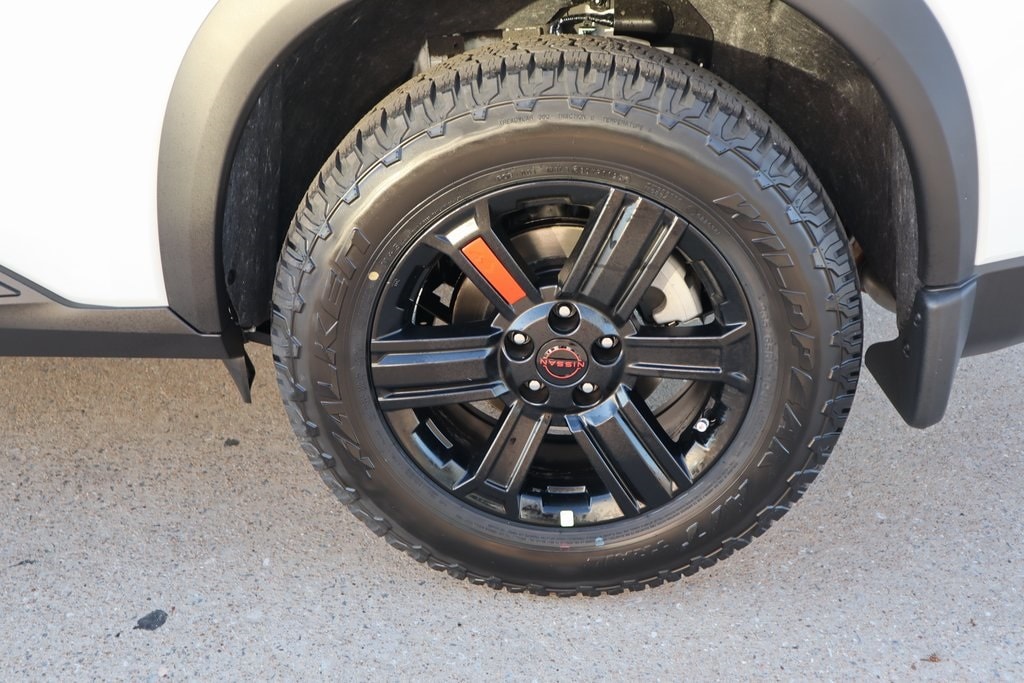 2026 Nissan Rogue SV photo 4