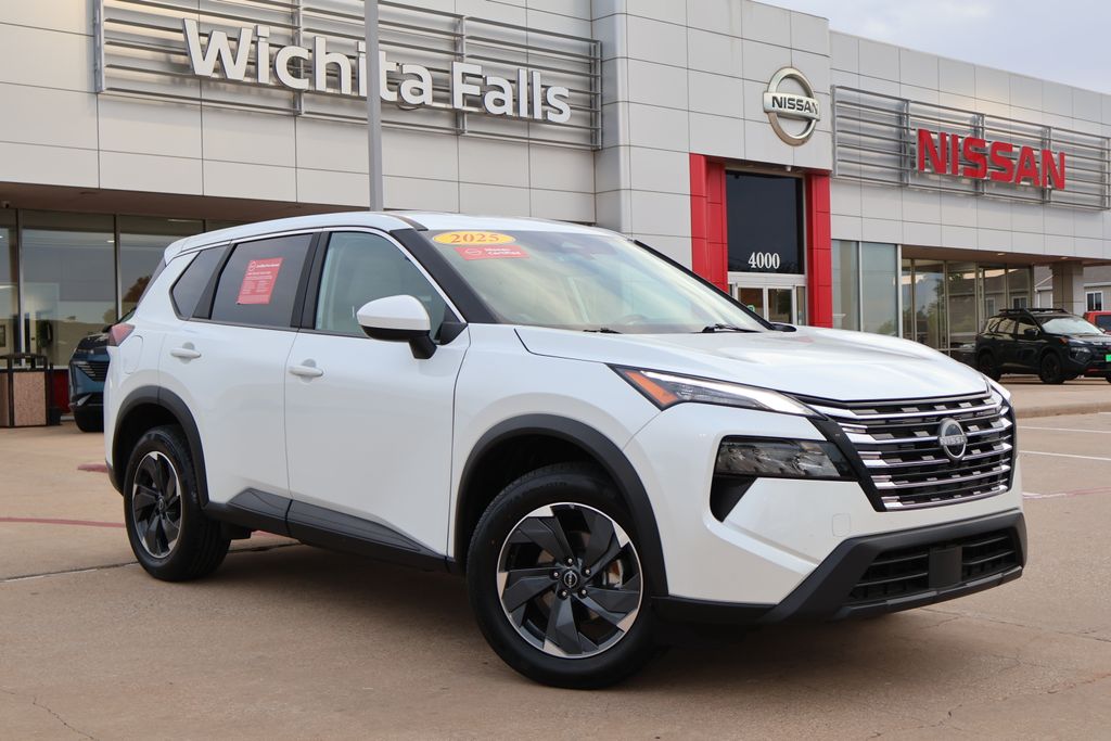 2025 Nissan Rogue SV FWD's photo