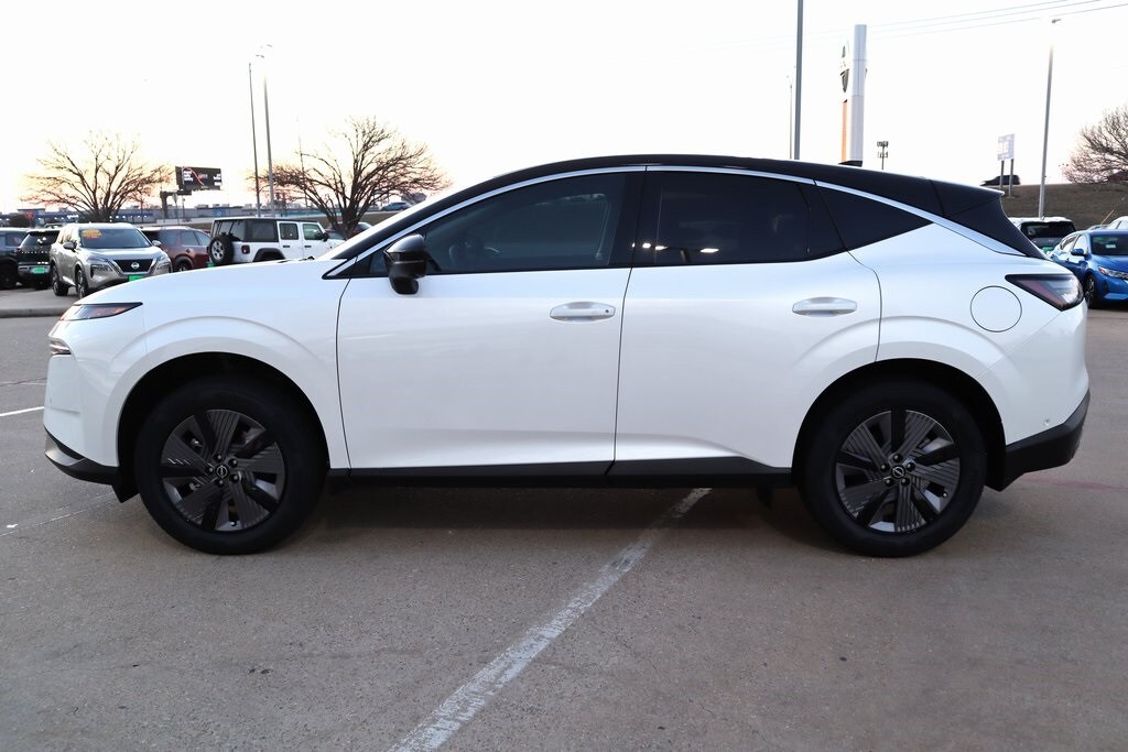 2025 Nissan Murano SL photo 2