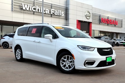 2021 Chrysler Pacifica Touring L Van Passenger Van