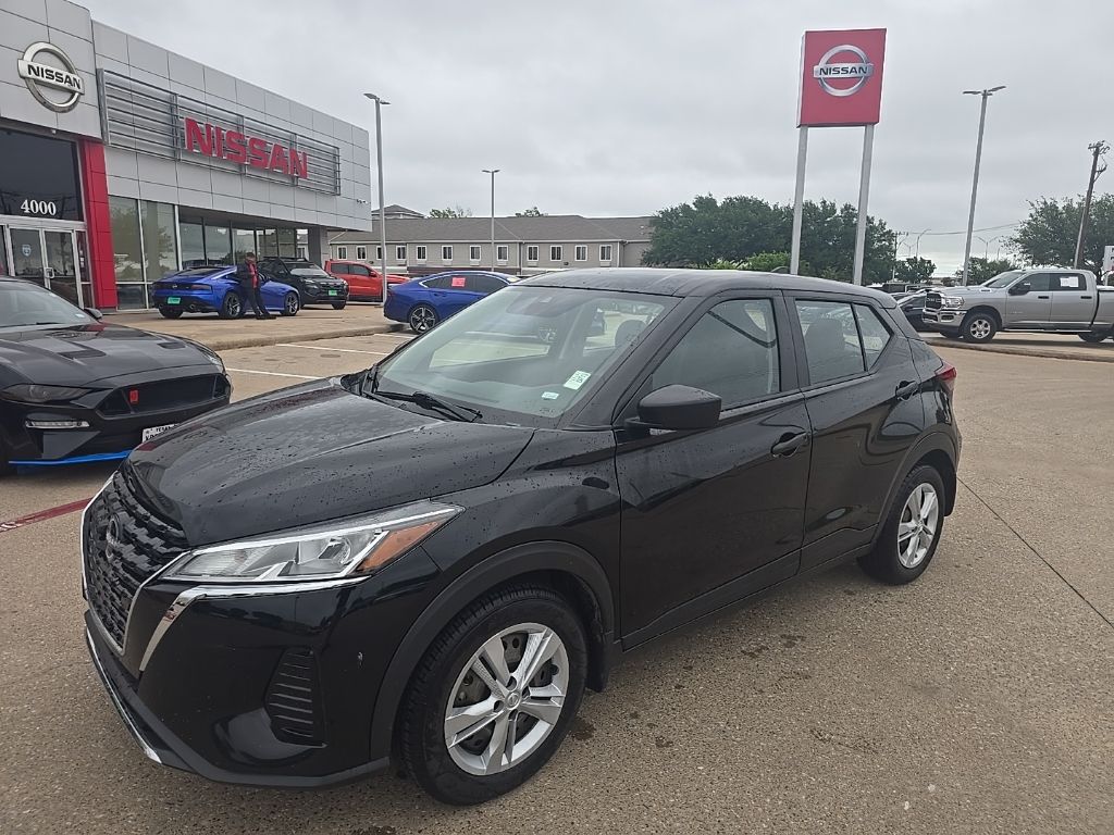 2023 Nissan Kicks