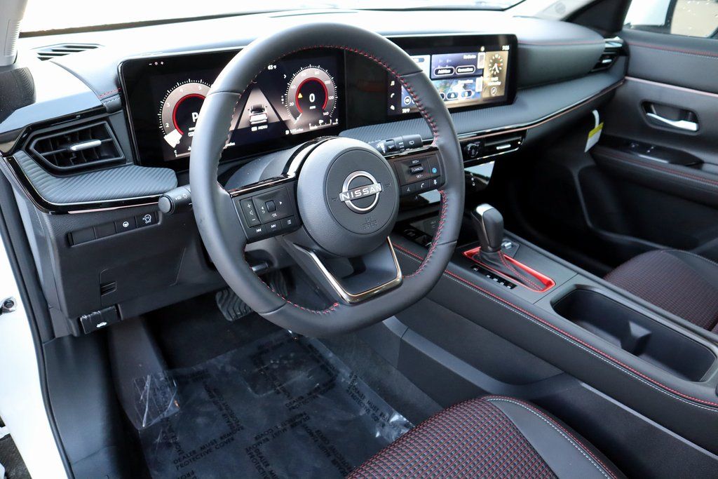 2025 Nissan Kicks SR - Photo 13